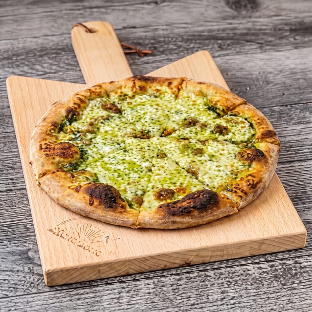 Pesto Pizza.