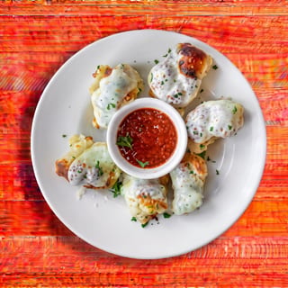 Deluxe Garlic Knots