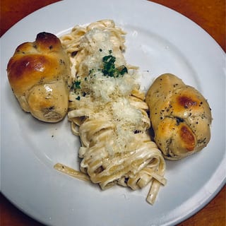 Fettuccine Alfredo